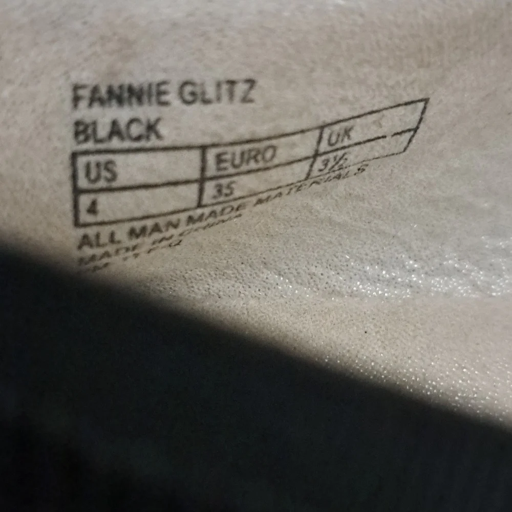 Stuart Weitzman step out